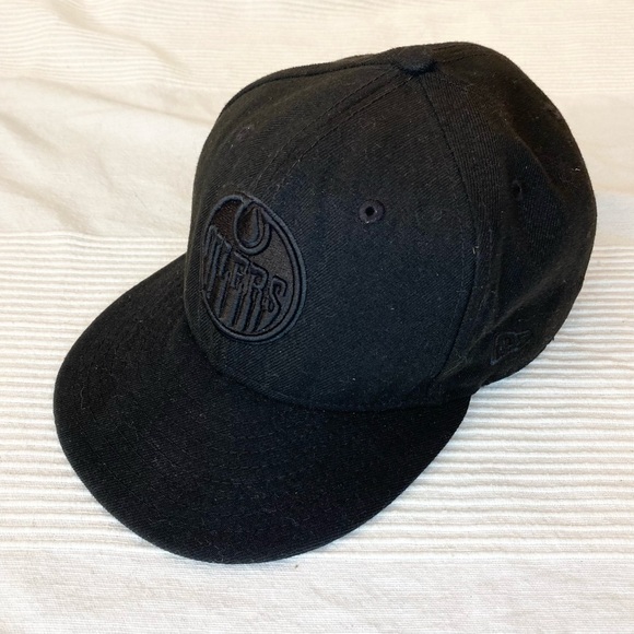 SOLD Oilers Black on Black Logo New Era Hat - Picture 2 of 10